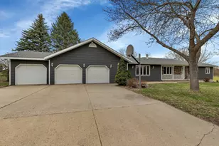 2850 Fairway Dr NE, Willmar, MN 56201 - Photo 1