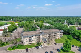 3917 Heritage Hills Dr, Bloomington, MN 55437 - Photo 1