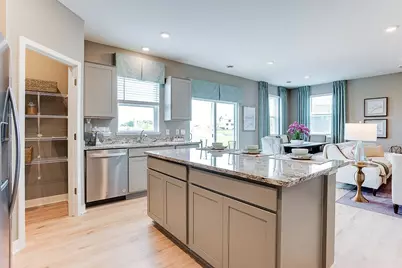 526 Goldenrod Trail, Waconia, MN 55387 - Photo 3