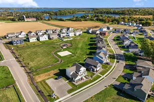 528 Goldenrod Trl, Waconia, MN 55387 - Photo 23