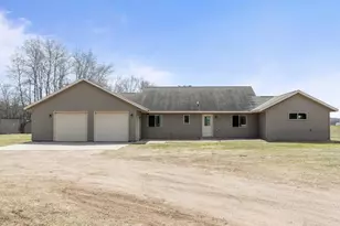 33395 464th St, Motley, MN 56466 - Photo 3