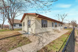 816 32nd Ave N, Saint Cloud, MN 56303 - Photo 1