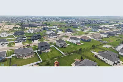 951 50th Avenue W, West Fargo, ND 58078 - Photo 53