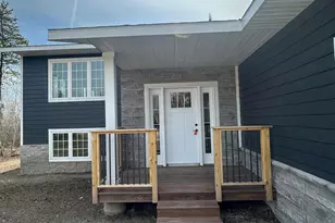 56626 Birchwood Dr, Warroad, MN 56763 - Photo 9