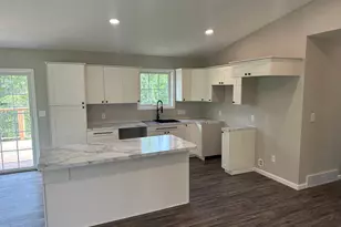 56626 Birchwood Dr, Warroad, MN 56763 - Photo 15