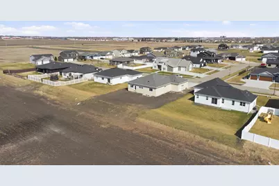 4288 Pine Parkway S, Fargo, ND 58104 - Photo 7