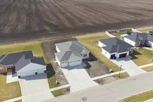 4288 Pine Pkwy S, Fargo, ND 58104 - Photo 5