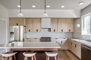 2515 Jansen Ave, White Bear Lake, MN 55110 - Photo 9