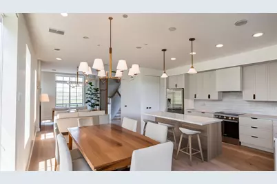 2501 Jansen Avenue, White Bear Lake, MN 55110 - Photo 3