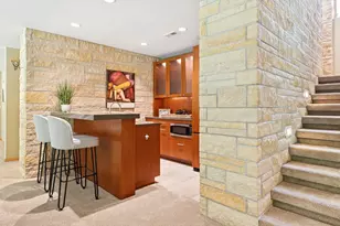 685 Hidden Creek Trail, Mendota Heights, MN 55118 - Photo 47