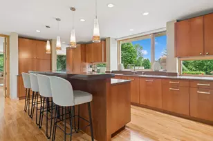 685 Hidden Creek Trail, Mendota Heights, MN 55118 - Photo 9