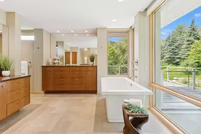 685 Hidden Creek Trail, Mendota Heights, MN 55118 - Photo 9