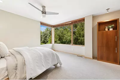 685 Hidden Creek Trail, Mendota Heights, MN 55118 - Photo 21