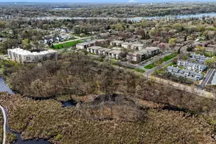 556 County Rd C West, Roseville, MN 55113 - Photo 15