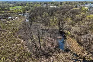 556 County Rd C West, Roseville, MN 55113 - Photo 9