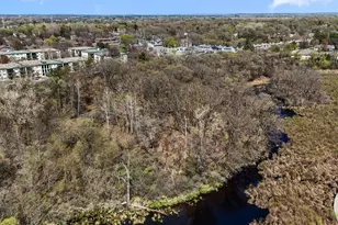 556 County Rd C West, Roseville, MN 55113 - Photo 5