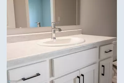 6709 Meadow View Drive S, Fargo, ND 58104 - Photo 15