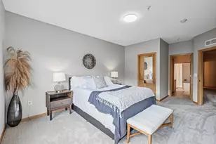 820 Emerald St, Saint Paul, MN 55114 - Photo 15