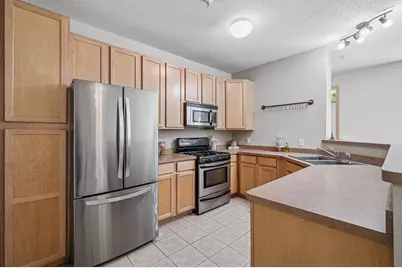 820 Emerald Street #110, Saint Paul, MN 55114 - Photo 9