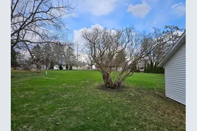 517 Warren Avenue, Spring Valley, MN 55975 - Photo 5