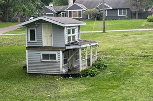 12924 Inverness Rd, Minnetonka, MN 55305 - Photo 3