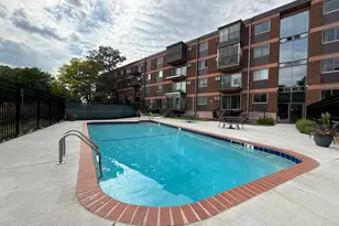 334 Cherokee Ave, Saint Paul, MN 55107 - Photo 1