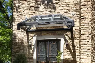 4649 E Lake Harriet Pkwy, Minneapolis, MN 55419 - Photo 25