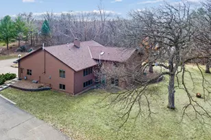 1310 Deerwood Dr, Eagan, MN 55123 - Photo 49