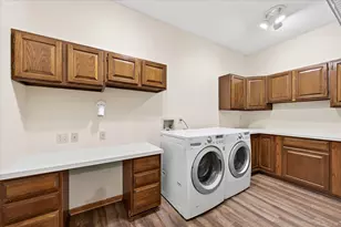 1310 Deerwood Dr, Eagan, MN 55123 - Photo 31