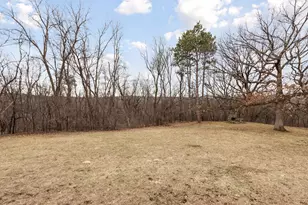 1310 Deerwood Dr, Eagan, MN 55123 - Photo 45