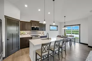 490 Sea Wing Blvd, Prescott, WI 54021 - Photo 13