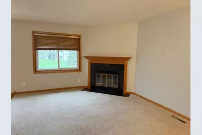 4326 Buckingham Court #1705, Vadnais Heights, MN 55127 - Photo 3