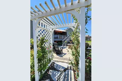 1808 Creekside Drive NE, Owatonna, MN 55060 - Photo 5