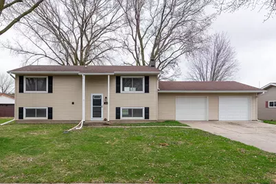 412 14th Avenue NW, Waseca, MN 56093 - Photo 1