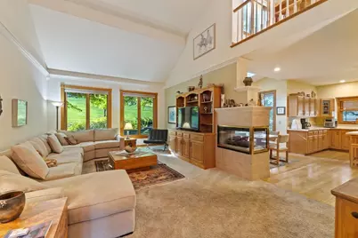 1405 Mayflower Drive, Northfield, MN 55057 - Photo 5