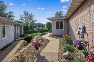 8821 Preserve Pl, Savage, MN 55378 - Photo 31