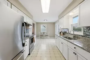 6280 Carleda Way, Inver Grove Heights, MN 55076 - Photo 7