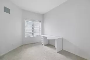 5541 W 70th St, Edina, MN 55439 - Photo 7