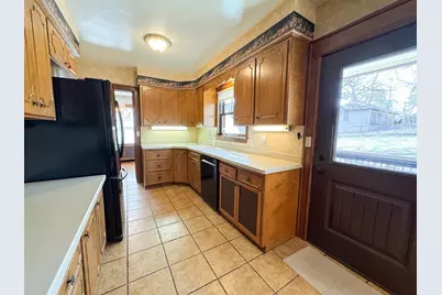 531 W Summit Avenue, Fergus Falls, MN 56537 - Photo 5