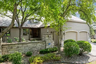 3773 Village Ct, Woodbury, MN 55125 - Photo 1