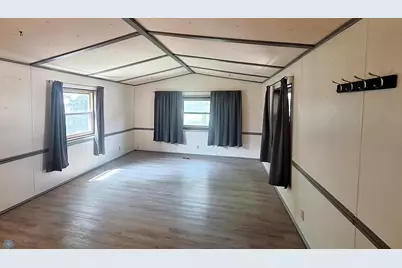 102 2nd Street N, Fairmount, ND 58030 - Photo 5