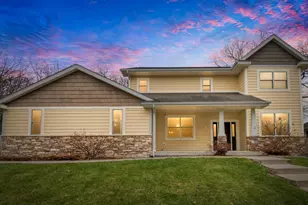 3219 Anric Dr, Eau Claire, WI 54701 - Photo 1