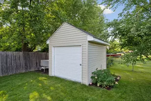 10555 56th St NE, Albertville, MN 55301 - Photo 37