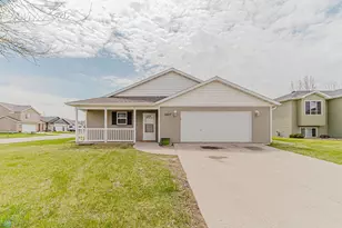 1837 43rd Ave S, Moorhead, MN 56560 - Photo 1