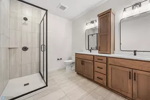 234 Main Ave, Fargo,  58103 - Photo 17