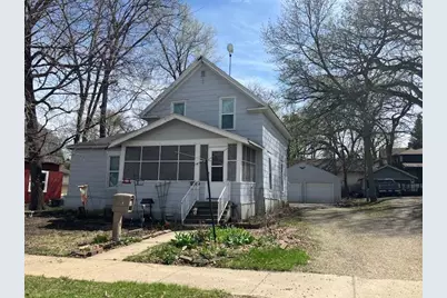 120 4th Avenue NE, Waseca, MN 56093 - Photo 1