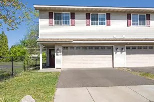 1374 Farrington St, Saint Paul, MN 55117 - Photo 1