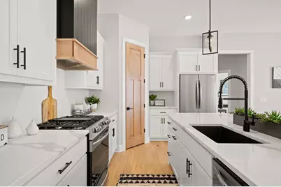 8031 196th Street, Lakeville, MN 55044 - Photo 7