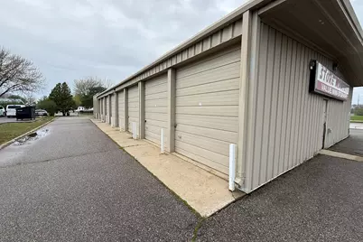 1130 & 1208 S Victory Drive, Mankato, MN 56001 - Photo 11