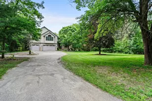 7884 341st St, Stacy, MN 55079 - Photo 5